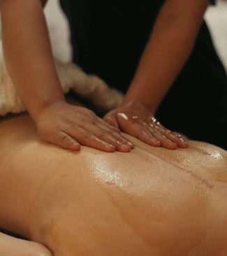 Abhyanga Massage