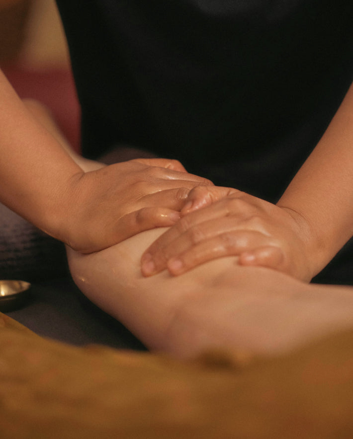 Ayurvedic Leg and Foot Massage