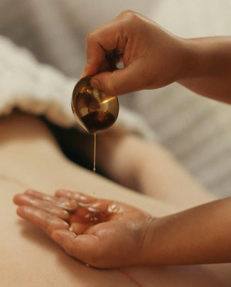 Abhyanga (Marma Point Massage)