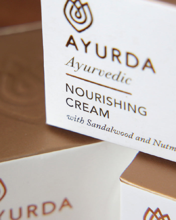 Nourishing Cream with Sandalwood and Nutmeg