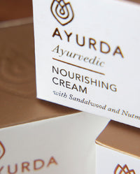 Nourishing Cream with Sandalwood and Nutmeg