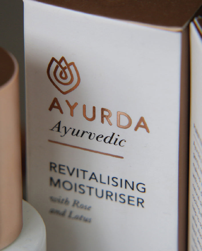 Revitalising Moisturiser with Rose and Lotus